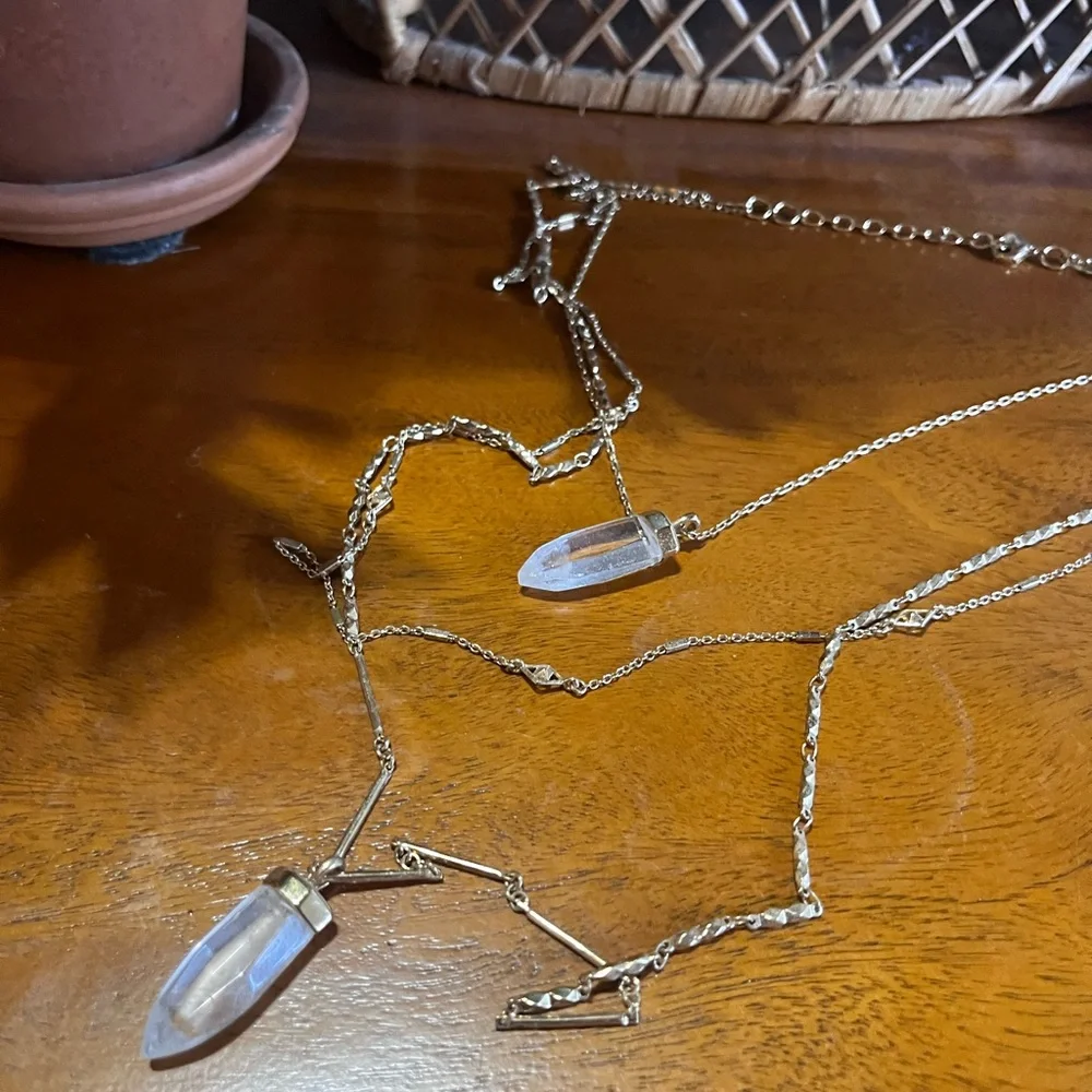 Stella & Dot Gold Necklace with Clear Pendant - Picture 9 of 14